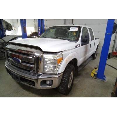2011 Ford F-250 Super Duty Pickup Axle Assy, Front (4WD) - ~425000334