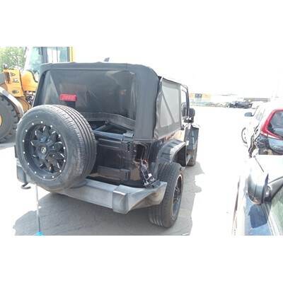 2016 Jeep Wrangler Axle Assy, Front (4WD) - ~428709328