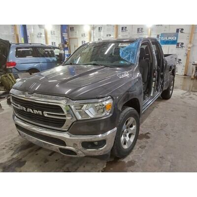 2019 Dodge 1500 Series Pickup Axle Assembly, Rear - ~409877823