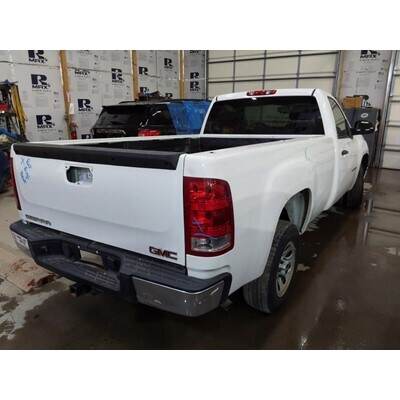 2009 Chevrolet Silverado 1500 Axle Assembly, Rear - ~415583967