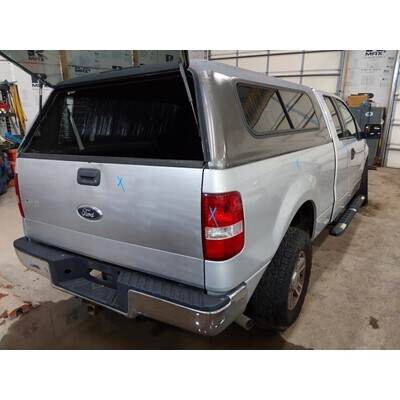 2004 Ford F-150 Series Pickup Axle Assembly, Rear - ~418339133