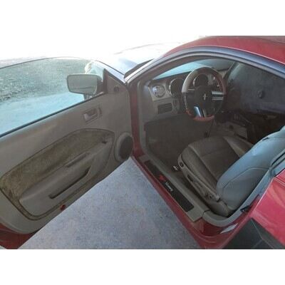 2005 Ford Mustang Axle Assembly, Rear - ~420005967