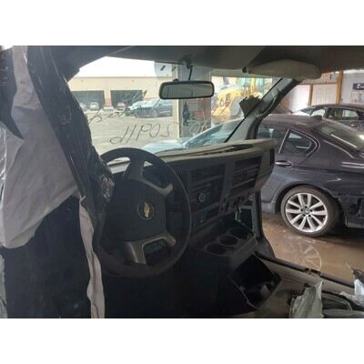 2010 Chevrolet Express 2500 Axle Assembly, Rear - ~424180303