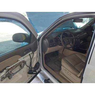 2009 Cadillac Escalade Axle Assembly, Rear - ~428765431