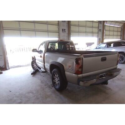 2005 Chevrolet Silverado 1500 Axle Assembly, Rear - ~436607898