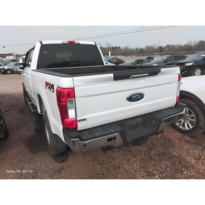 2017 Ford F-250 Super Duty Pickup Axle Assy, Front (4WD) - ~415519611