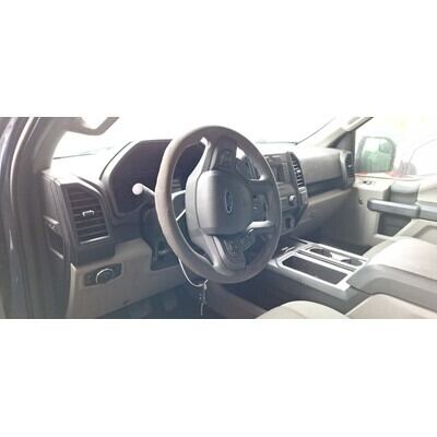 2015 Ford F-150 Series Pickup Axle Assembly, Rear - ~424086541