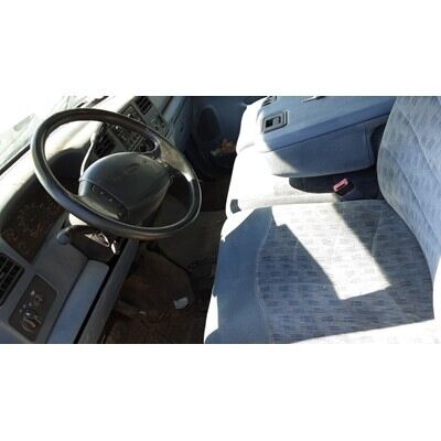 1999 Ford F-250 Super Duty Pickup Axle Assy, Front (4WD) - ~420978338