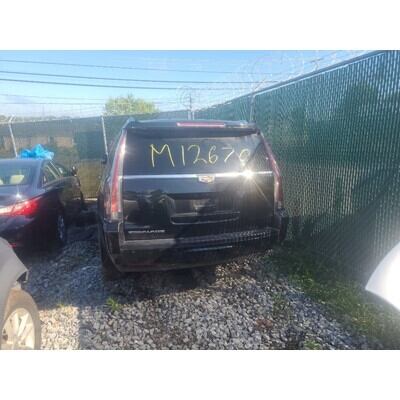 2015 Cadillac Escalade Axle Assembly, Rear