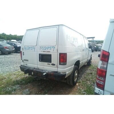 2008 Ford E-250 Van Axle Assembly, Rear