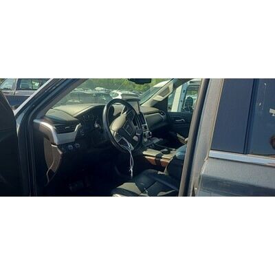 2015 Chevrolet Suburban 1500 Series Axle Assembly, Rear