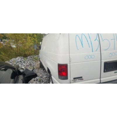 2009 Ford E-150 Van Axle Assembly, Rear