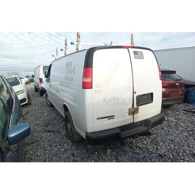 2010 Chevrolet Express 2500 Axle Assembly, Rear - ~408144825