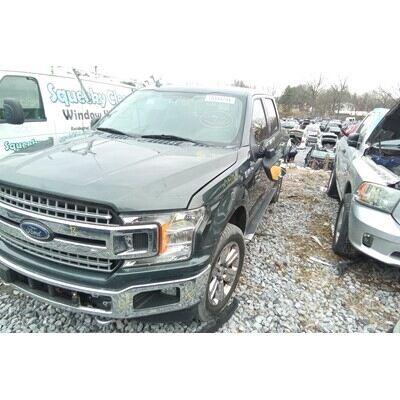 2018 Ford F-150 Series Pickup Axle Assembly, Rear - ~407334837