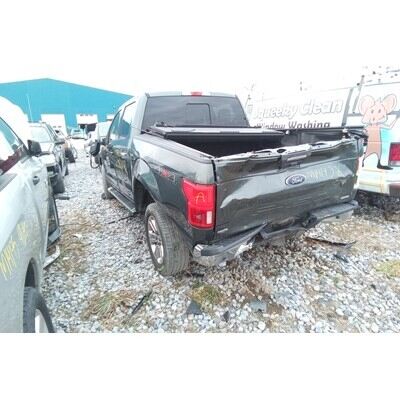 2018 Ford F-150 Series Pickup Axle Assembly, Rear - ~407334837