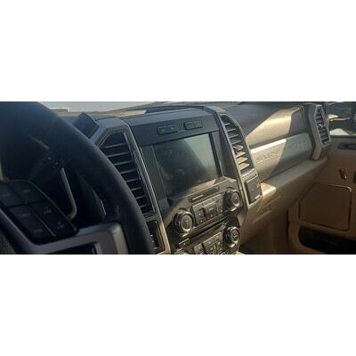 2017 Ford F-250 Super Duty Pickup Axle Assy, Front (4WD) - ~413133598