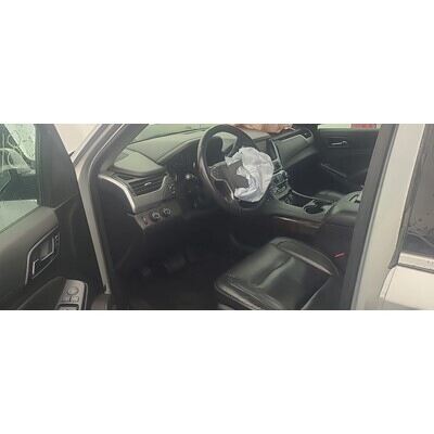 2015 Chevrolet Suburban 1500 Series Axle Assembly, Rear - ~419786704