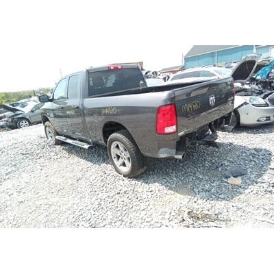 2013 Dodge 1500 Series Pickup Axle Assembly, Rear