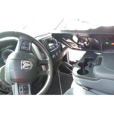 2013 Dodge 1500 Series Pickup Axle Assembly, Rear