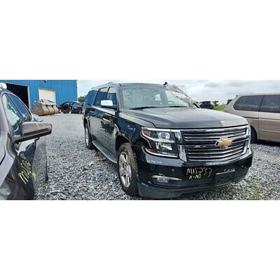 2015 Chevrolet Suburban 1500 Series Axle Assembly, Rear - ~430015092