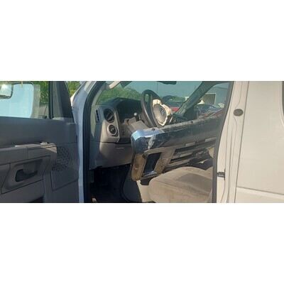 2009 Ford E-350 Van Axle Assembly, Rear - ~424506753