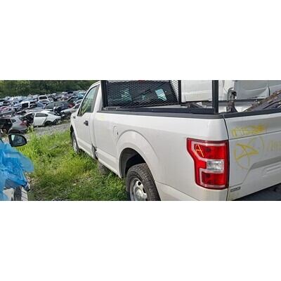 2018 Ford F-150 Series Pickup Axle Assembly, Rear - ~430447418