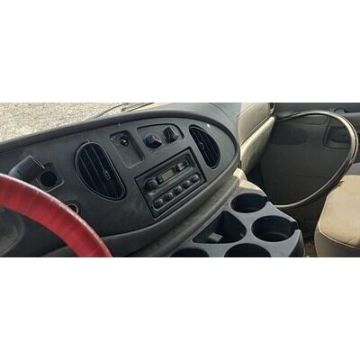 2008 Ford E-150 Van Axle Assembly, Rear - ~426586986