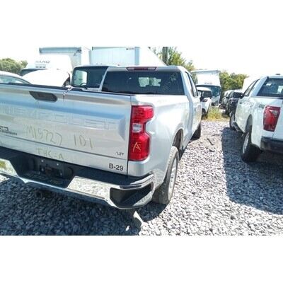 2019 Chevrolet Silverado 1500 Axle Assembly, Rear - ~431745495