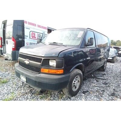 2010 Chevrolet Express 2500 Axle Assembly, Rear - ~436092866