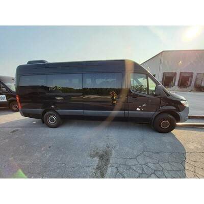 2019 Mercedes-Benz Sprinter 2500 Axle Assembly, Rear - ~397658693