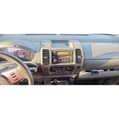 2005 Nissan Xterra Axle Assembly, Rear - ~410656820