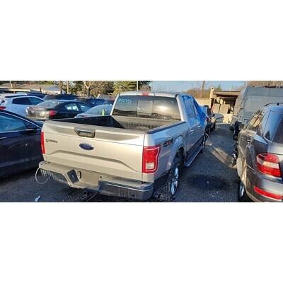 2015 Ford F-150 Series Pickup Axle Assembly, Rear - ~412236489