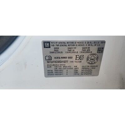 2014 Chevrolet Silverado 1500 Axle Assembly, Rear - ~412375051