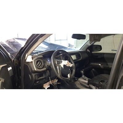 2016 Toyota Tacoma Axle Assembly, Rear - ~412504459