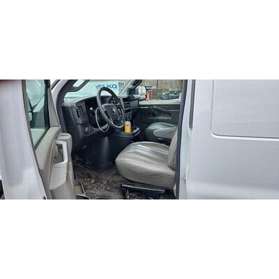 2018 Chevrolet Express 2500 Axle Assembly, Rear - ~417950705