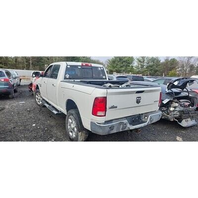 2013 Dodge 3500 Series Pickup Axle Assy, Front (4WD) - ~418314034