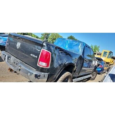 2013 Dodge 3500 Series Pickup Axle Assy, Front (4WD) - ~423033261