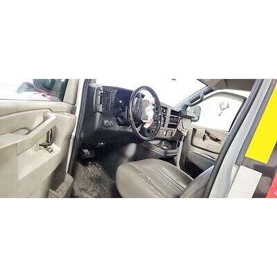 2018 Chevrolet Express 2500 Axle Assembly, Rear - ~425243307