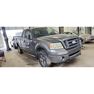 2004 Ford F-150 Series Pickup Axle Assembly, Rear - ~424991019