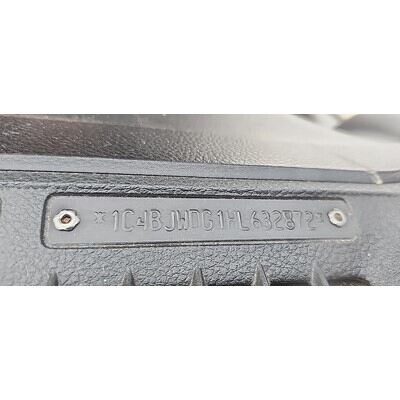 2016 Jeep Wrangler Axle Assy, Front (4WD) - ~425696056