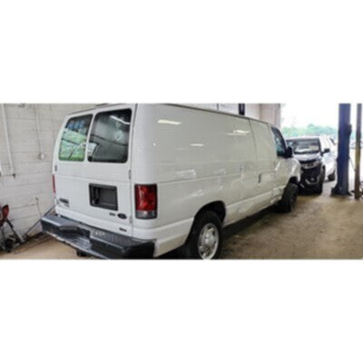 2009 Ford E-250 Van Axle Assembly, Rear - ~427130012