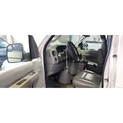 2009 Ford E-250 Van Axle Assembly, Rear - ~427130012