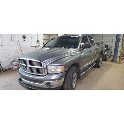 2002 Dodge 1500 Series Pickup Axle Assembly, Rear - ~427027706