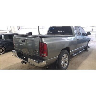 2002 Dodge 1500 Series Pickup Axle Assembly, Rear - ~427027706