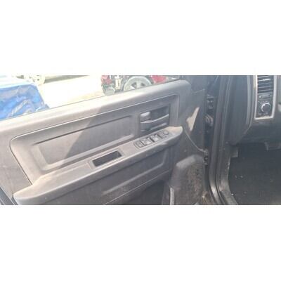 2013 Dodge 3500 Series Pickup Axle Assy, Front (4WD) - ~394003123