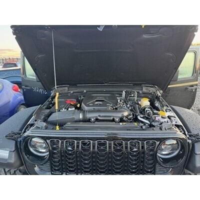 Used Axle Assy, Front (4WD), ~406840076