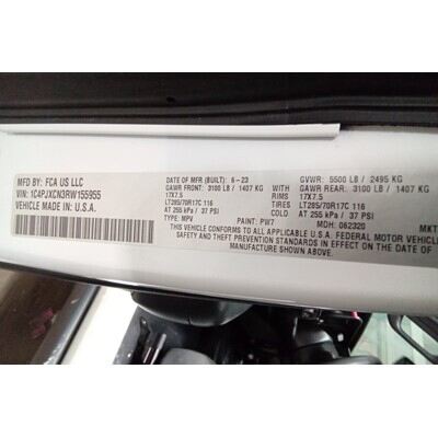 2024 Jeep Gladiator Axle Assy, Front (4WD) - ~412974229