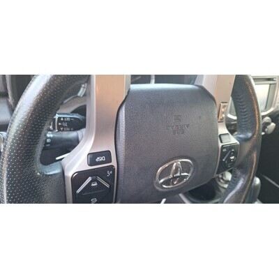 2010 Toyota 4Runner Axle Assembly, Rear - ~411816829