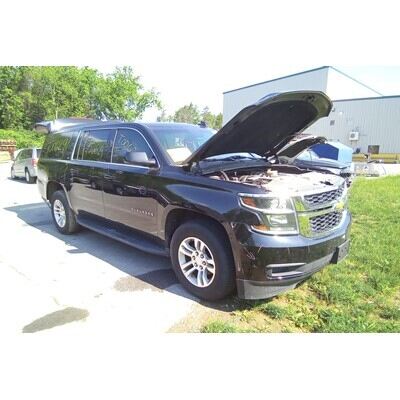 2015 Chevrolet Suburban 1500 Series Axle Assembly, Rear - ~425380875