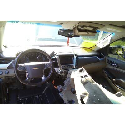 2015 Chevrolet Suburban 1500 Series Axle Assembly, Rear - ~425380875